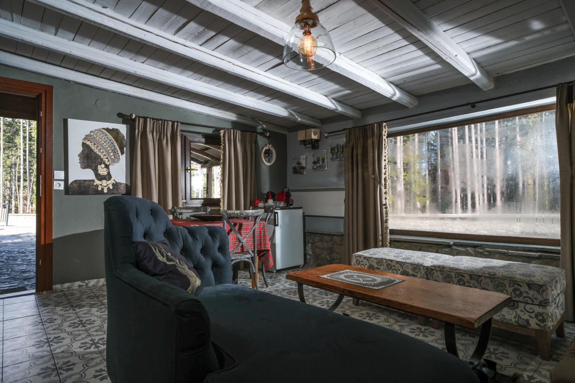 Pindos Resort Kraniá Екстериор снимка