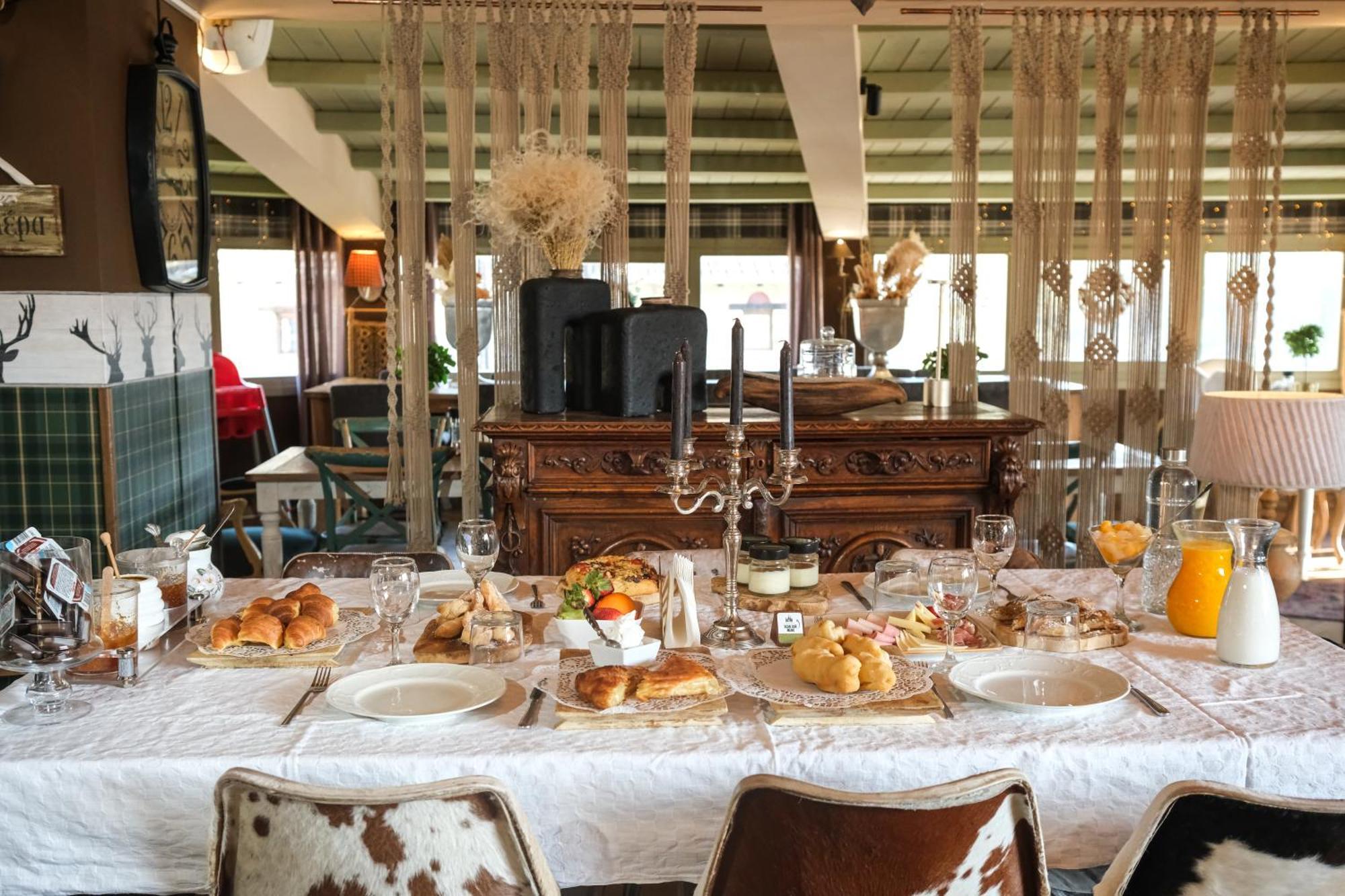 Pindos Resort Kraniá Екстериор снимка