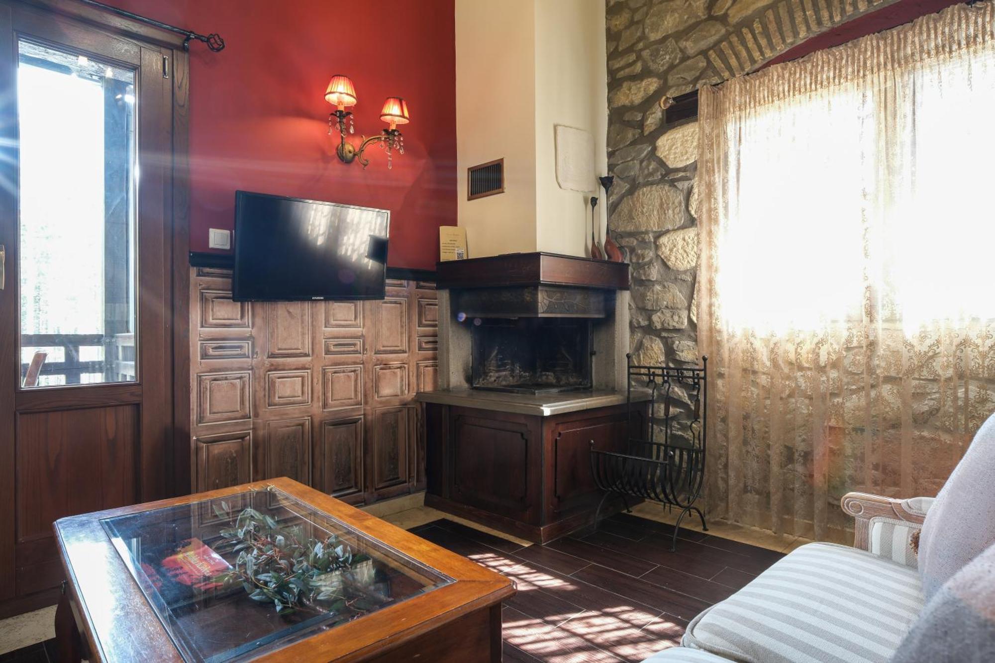 Pindos Resort Kraniá Екстериор снимка