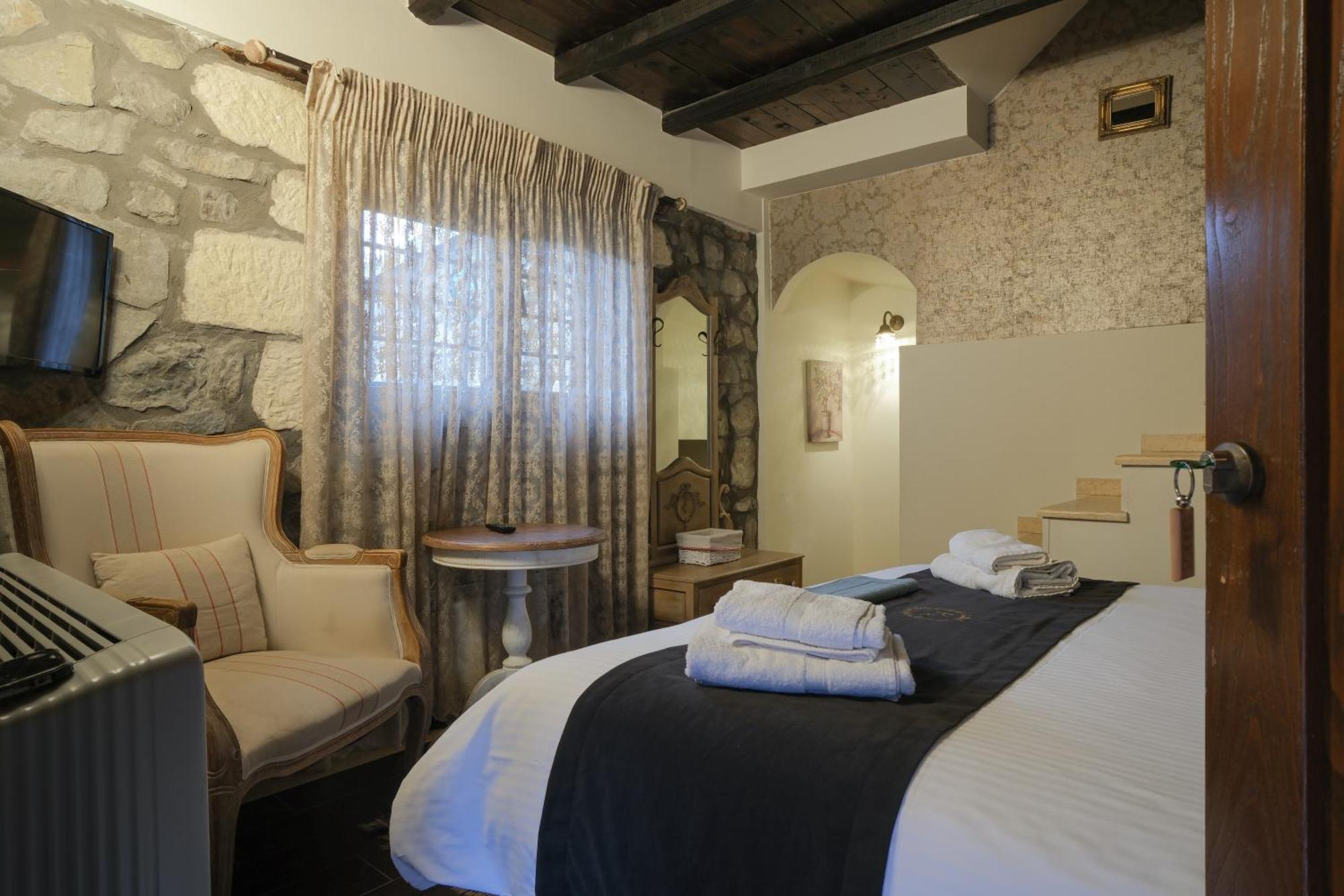 Pindos Resort Kraniá Екстериор снимка