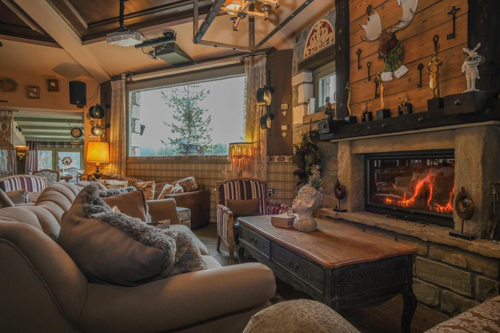 Pindos Resort Kraniá Екстериор снимка